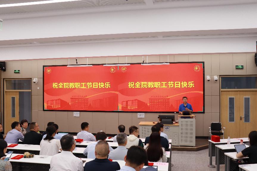 为深化校企协同创新